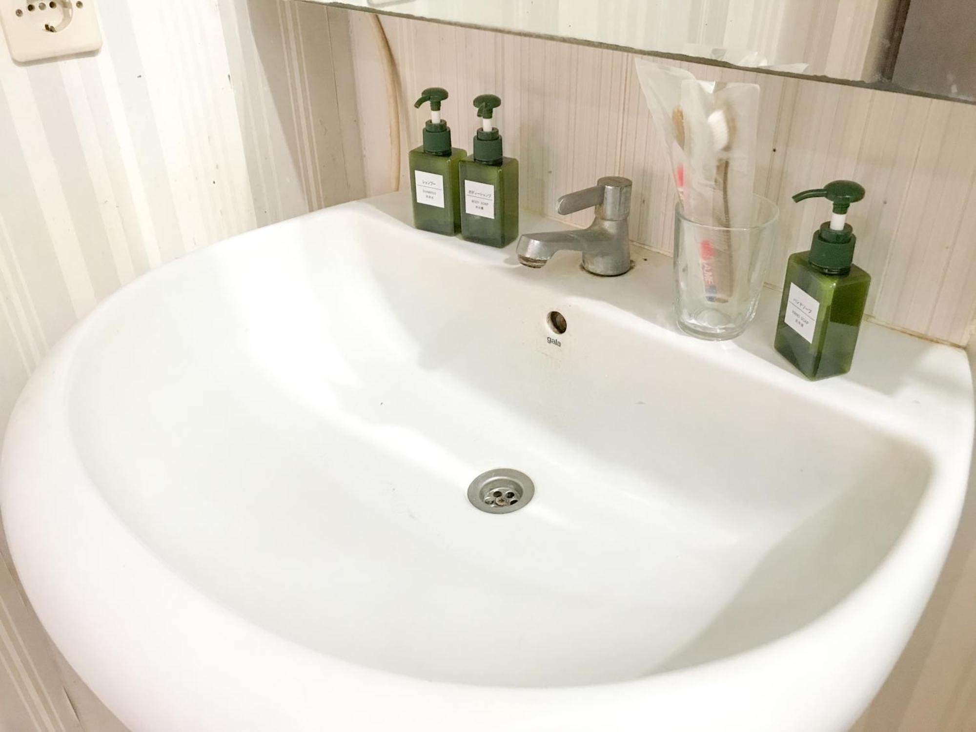 37 Guesthouse Джакарта Номер фото